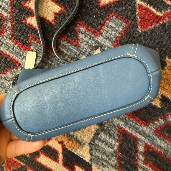 COACH mini leather bag. - Picture 6 of 8